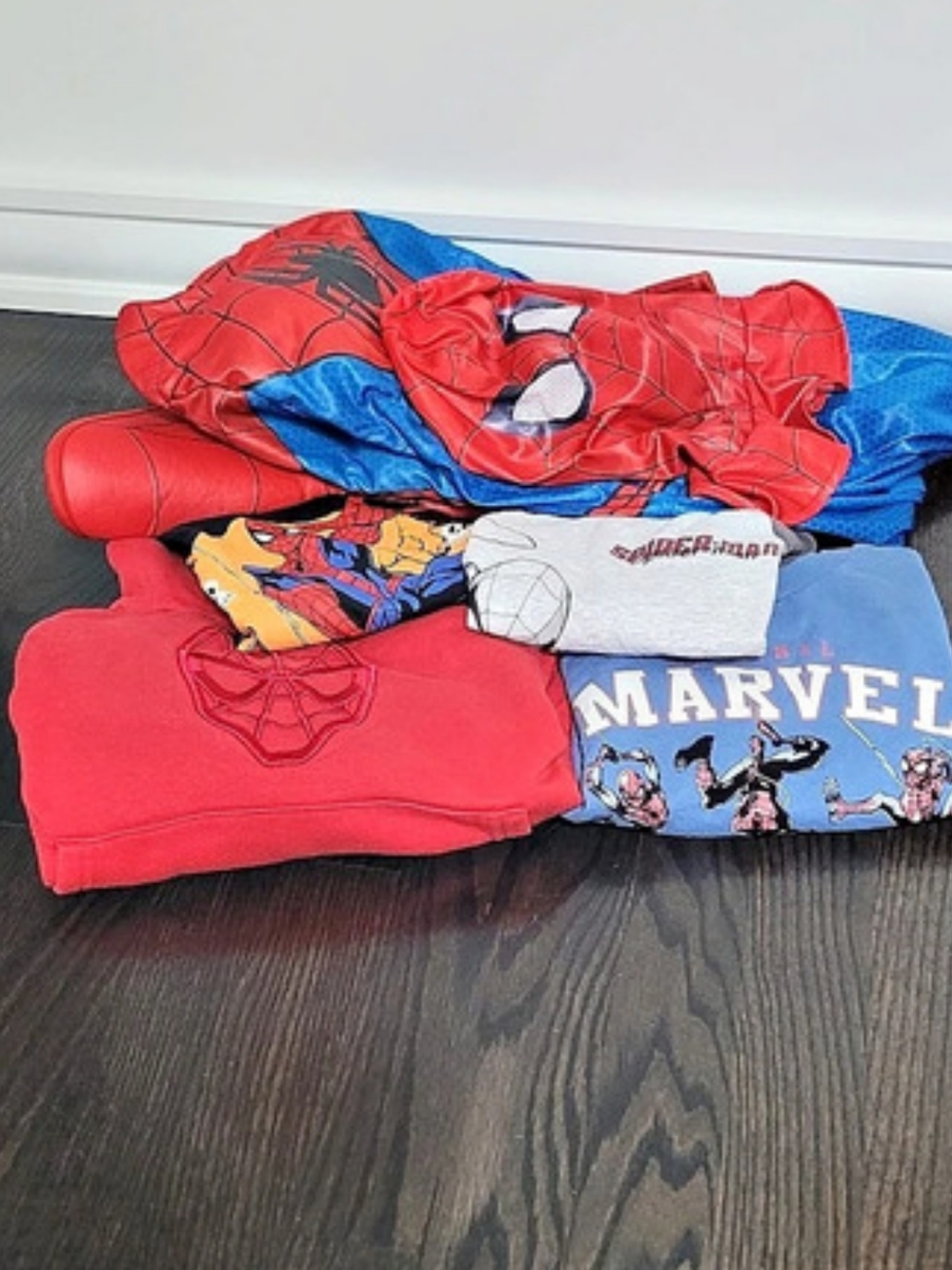 Marvel Spider-Man Shirts/sweaters/costume Bundle